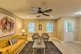 2403 Hideaway Ct in Tallahassee, FL - Building Photo - Building Photo