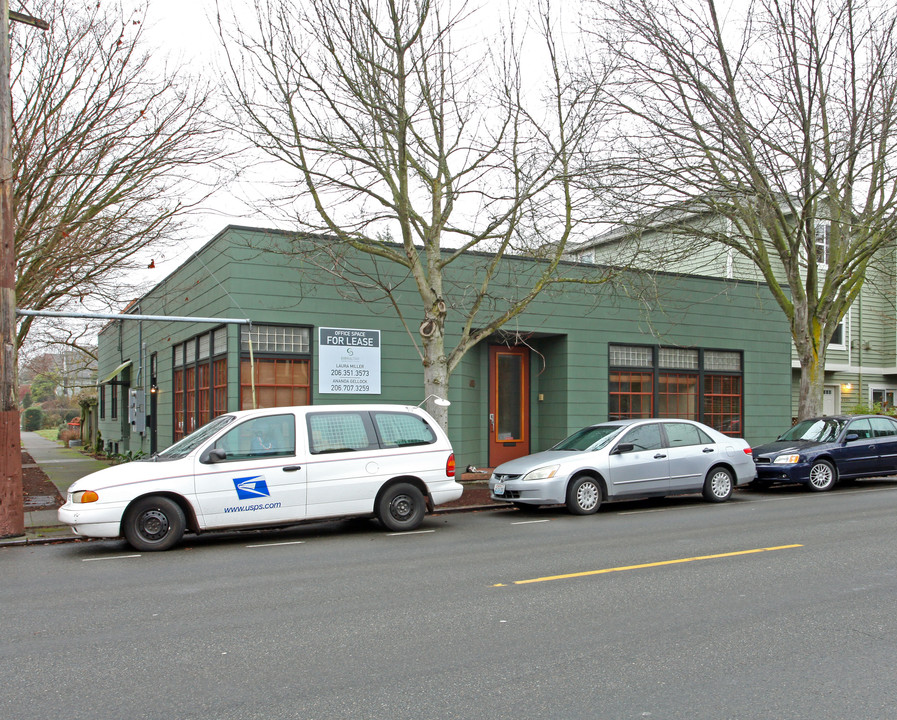 4801-4803 Fremont Ave N in Seattle, WA - Building Photo