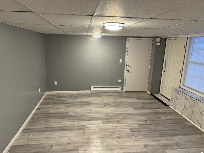 1031 Marion St-Unit -Lower in Reading, PA - Building Photo - Building Photo