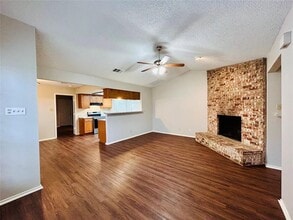 9304 Kempler Dr in Austin, TX - Foto de edificio - Building Photo