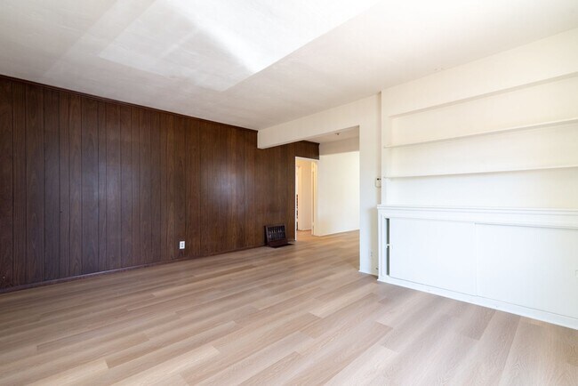 22114 Normandie Ave-Unit -22114 in Torrance, CA - Building Photo - Building Photo