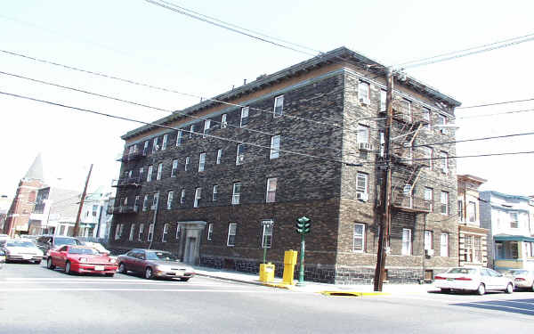 Overlook Terrace North in West New York, NJ - Foto de edificio - Building Photo