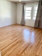 230 Quincy Shore Dr in Quincy, MA - Building Photo - Building Photo