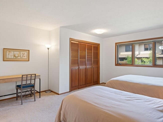 1712 W Olive St in Bozeman, MT - Building Photo - Building Photo