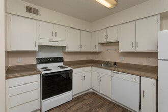 Harbour Landing in Columbia, SC - Foto de edificio - Interior Photo