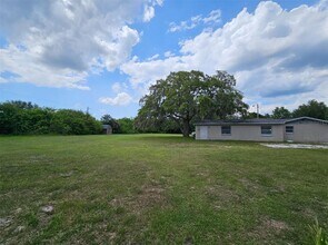 945 Reynolds Rd in Lakeland, FL - Building Photo - Building Photo