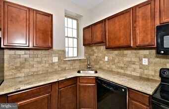 1325 N Franklin St in Philadelphia, PA - Building Photo - Building Photo