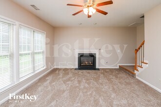 2424 Coneflower Dr in Charlotte, NC - Building Photo - Building Photo