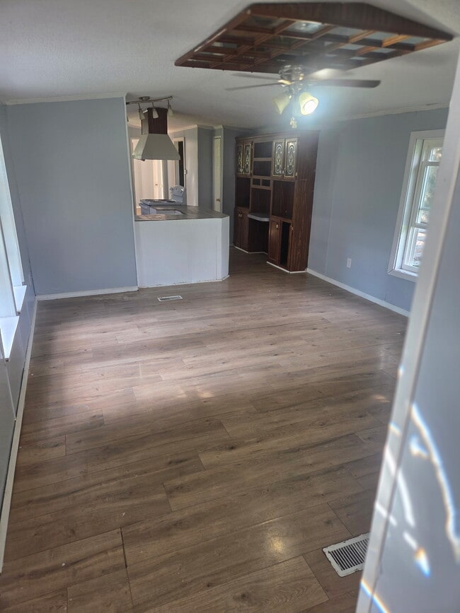 property at 435 Parsons Rd