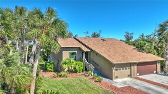 17502 Island Inlet Ct in Ft. Myers, FL - Building Photo