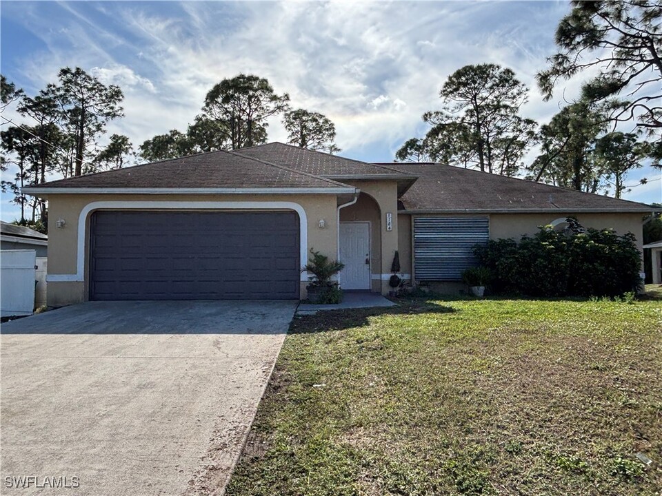 1104 NE 36th St in Cape Coral, FL - Building Photo