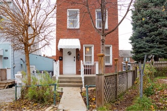 4227 Keller Alley in Pittsburgh, PA - Foto de edificio - Building Photo