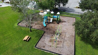 4451 Sanibel Way in Bradenton, FL - Building Photo - Building Photo