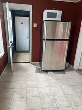 4 Broad St, Unit 3 in Beaver Meadows, PA - Building Photo - Building Photo