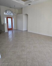 25080 Divot Dr in Bonita Springs, FL - Building Photo - Building Photo