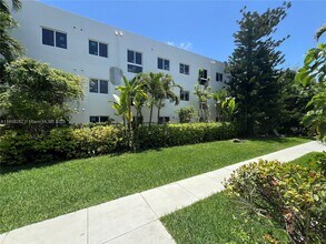 145 NE 82nd Terrace in Miami, FL - Building Photo - Building Photo