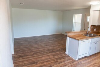 5300 Indio Cove in Austin, TX - Building Photo - Building Photo