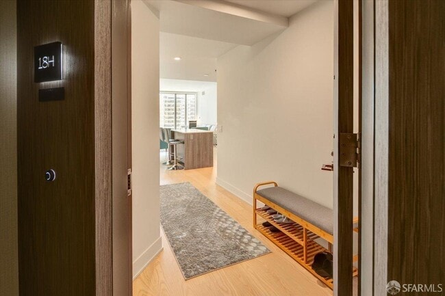 338 Main St in San Francisco, CA - Foto de edificio - Building Photo