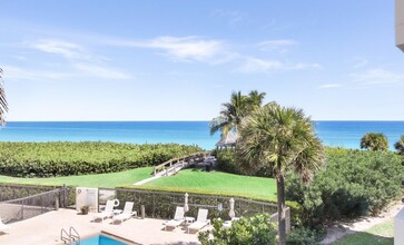 420 Celestial Way in Juno Beach, FL - Foto de edificio - Building Photo