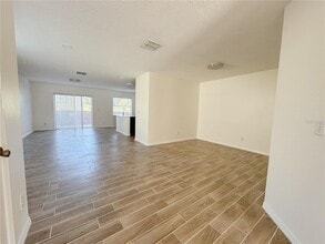 760 Cresting Oak Cir in Orlando, FL - Building Photo - Building Photo