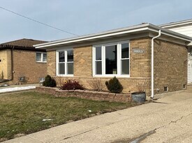 3837 Emerson Dr in Schiller Park, IL - Building Photo