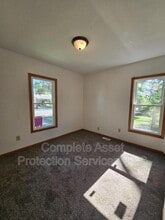 2430 81st St in Highland, IN - Building Photo - Building Photo