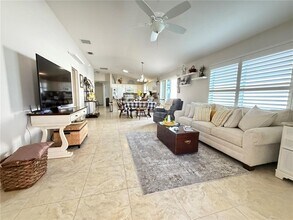 1963 Ladyfish Ave in the Villages, FL - Building Photo - Building Photo