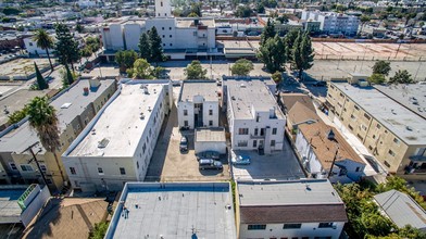 5617 Virginia Ave in Los Angeles, CA - Building Photo - Building Photo