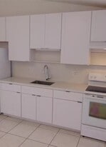 6622 SW 48th St in Davie, FL - Building Photo