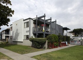 2327 W Gramercy Ave in Anaheim, CA - Building Photo