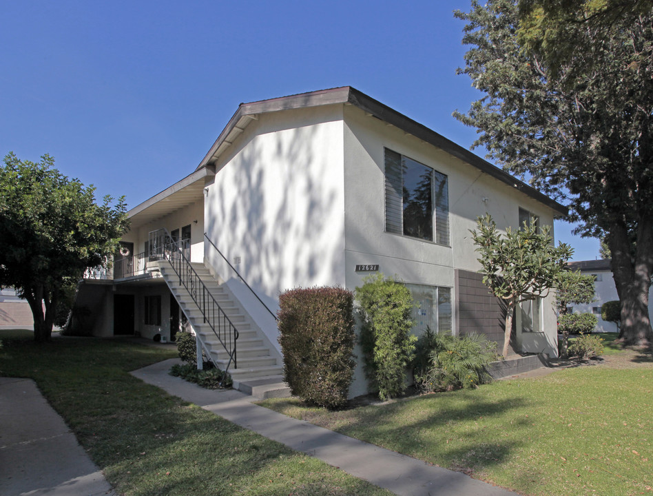 12621 Flower St in Garden Grove, CA - Building Photo