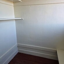 5125 Bancroft Ave in Oakland, CA - Building Photo - Building Photo