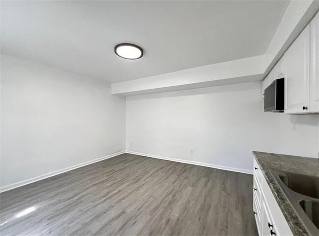 property at 204 W Moreno St