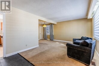 23 Shannon St in Barrie, ON - Building Photo - Building Photo