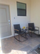 11741 SW 245 Ter in Homestead, FL - Foto de edificio - Building Photo