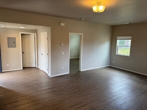 Paso de Oak in Paso Robles, CA - Building Photo - Building Photo