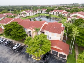2061 Renaissance Blvd, Unit 306 in Miramar, FL - Building Photo