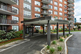 Imperial Towers in Chestnut Hill, MA - Building Photo - Building Photo