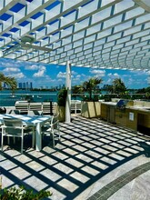 1330 West Ave, Unit 1411 in Miami Beach, FL - Building Photo - Building Photo