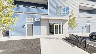 University Square North in Salem, MA - Foto de edificio - Interior Photo