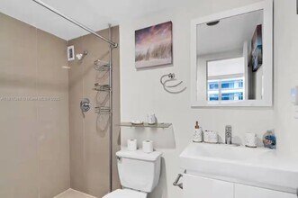 4001 S Ocean Dr, Unit 5J in Hollywood, FL - Building Photo - Building Photo