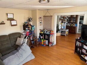 465 E High St, Unit 2 in Manchester, NH - Building Photo - Building Photo