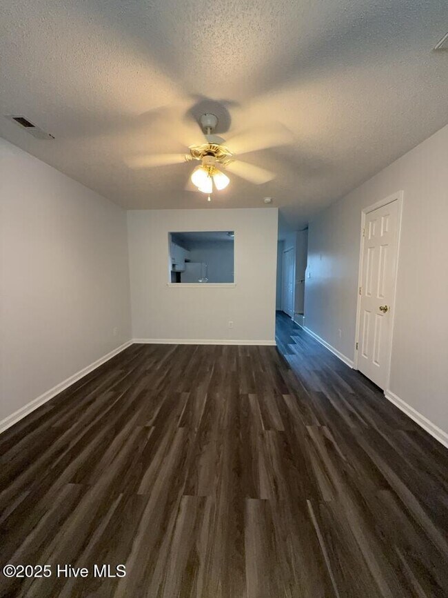 807 Timberlake Trail in Jacksonville, NC - Building Photo - Building Photo