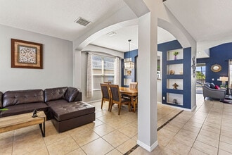 8591 Sunrise Key Dr in Kissimmee, FL - Building Photo - Building Photo