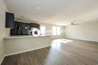 5002 Everett Loop in Converse, TX - Building Photo - Building Photo