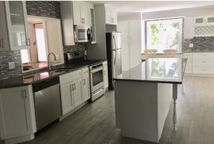 68 Savage Rd in Denville, NJ - Building Photo