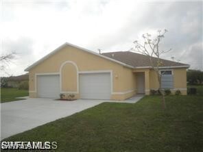 1217 SE 6th St in Cape Coral, FL - Building Photo