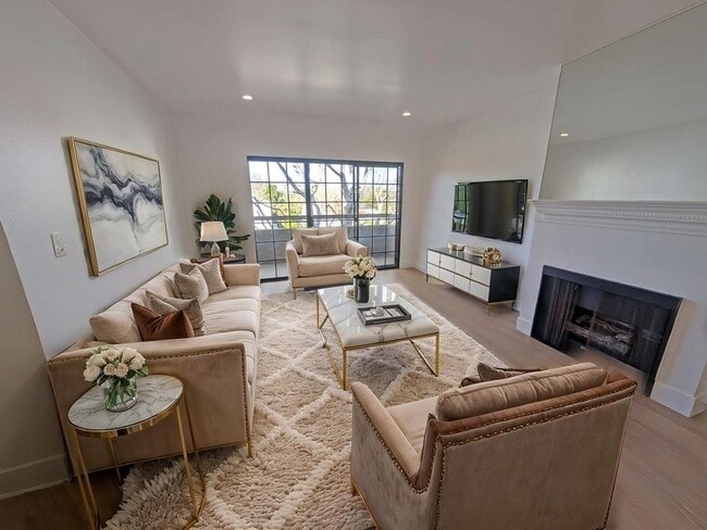 property at 4454 Coldwater Canyon Ave