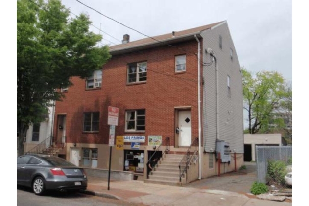 23-25 Joyce Kilmer Ave in New Brunswick, NJ - Building Photo - Building Photo