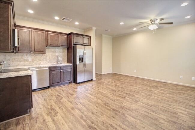 property at 26152 Avenue E